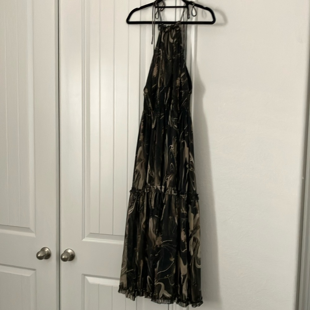 Banana Republic Elegant Black and Tan Maxi Dress